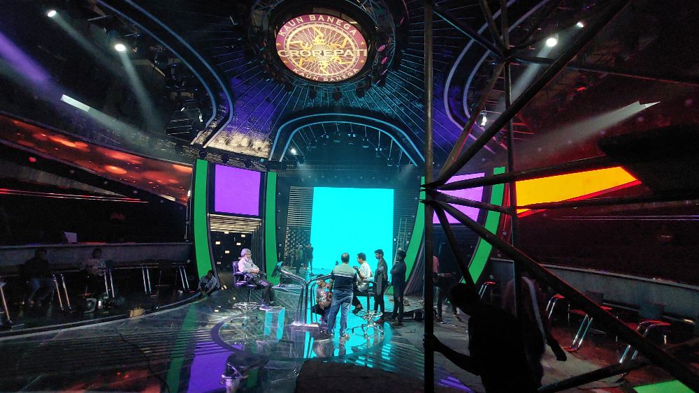Who Wants to be a Millionaire studio set